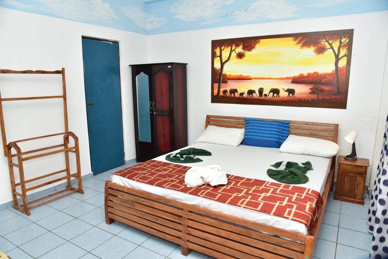 Hotel Happy Tuna Хиккадува Экстерьер фото