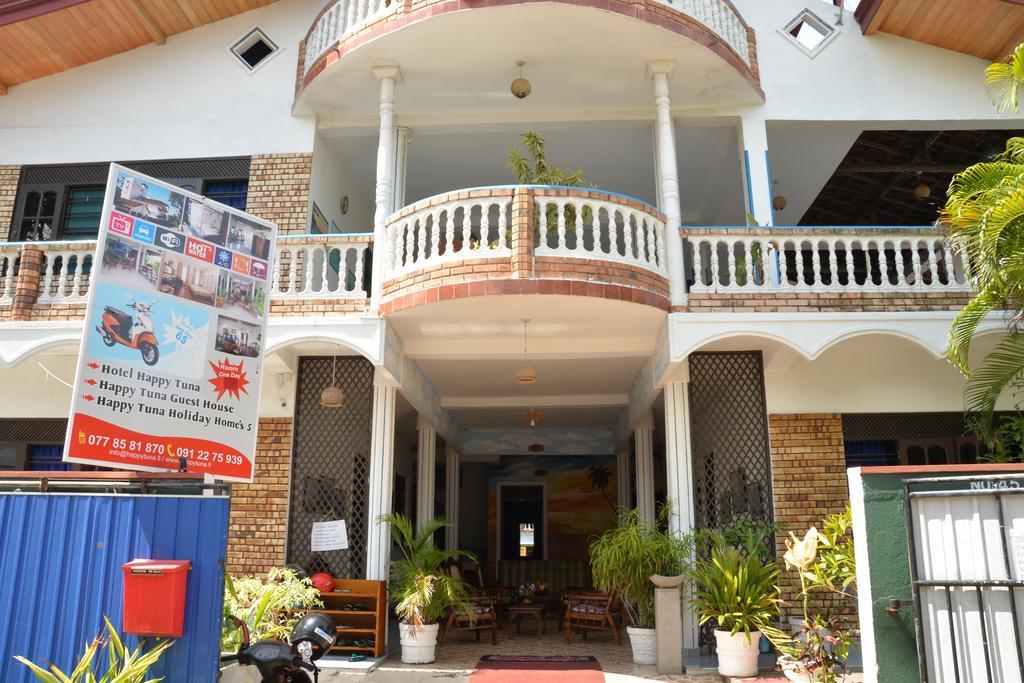 Hotel Happy Tuna Хиккадува Экстерьер фото