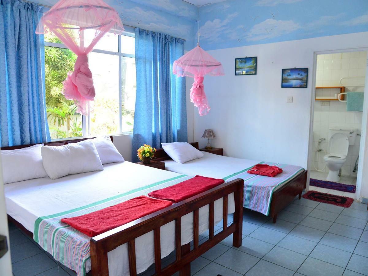 Hotel Happy Tuna Хиккадува Экстерьер фото