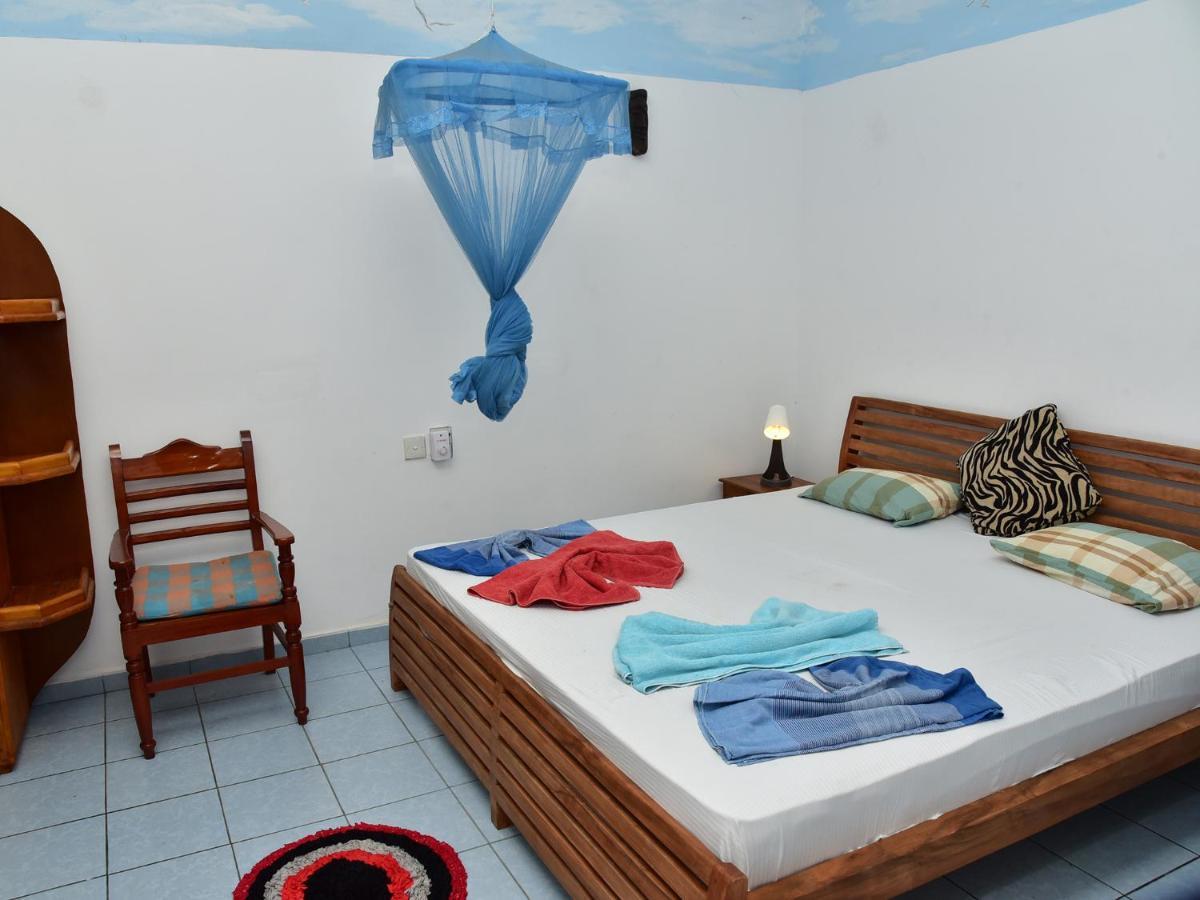 Hotel Happy Tuna Хиккадува Экстерьер фото
