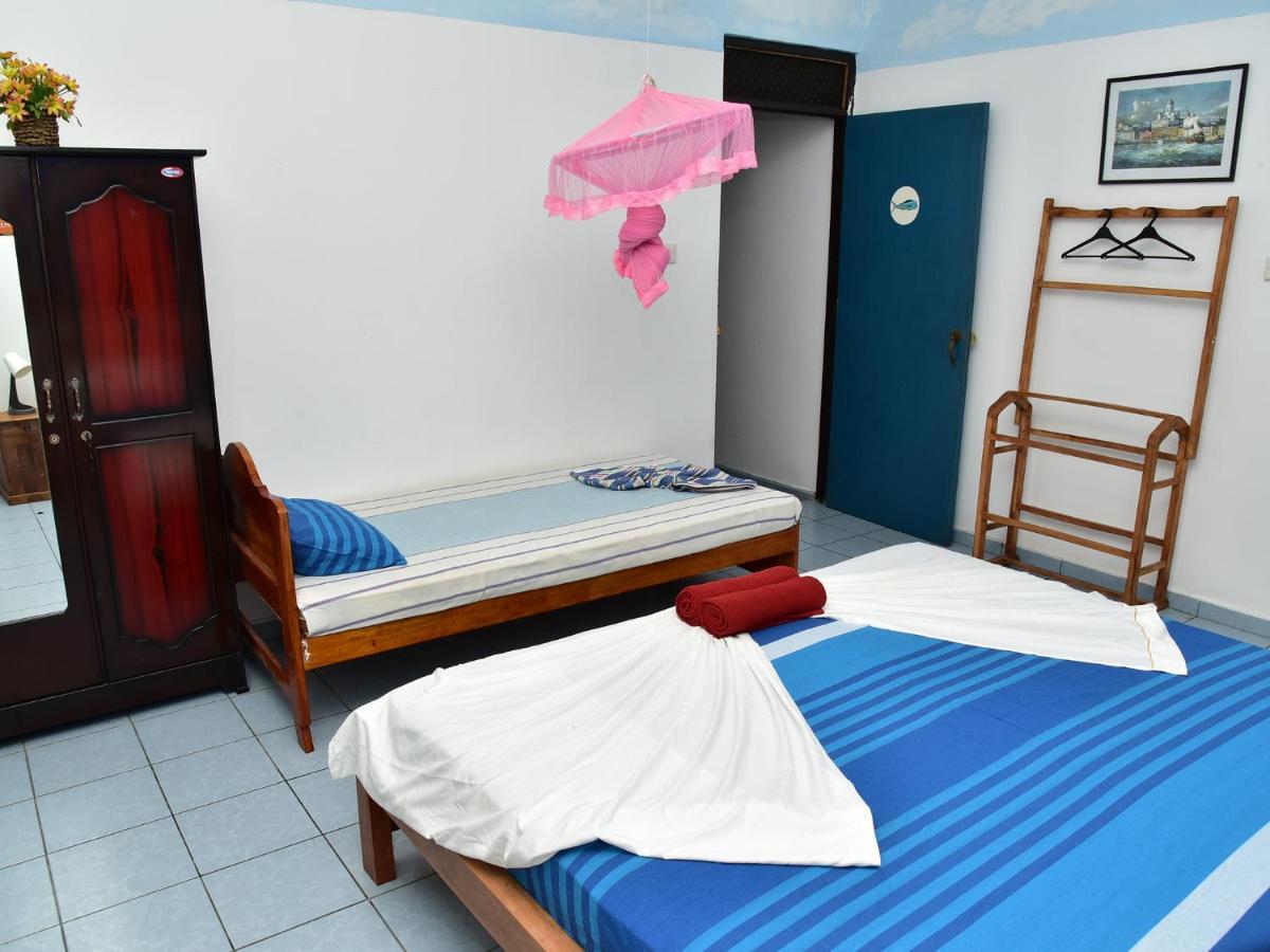 Hotel Happy Tuna Хиккадува Экстерьер фото